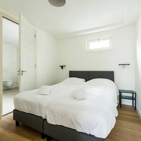 Apartamento New In City Centre Large *